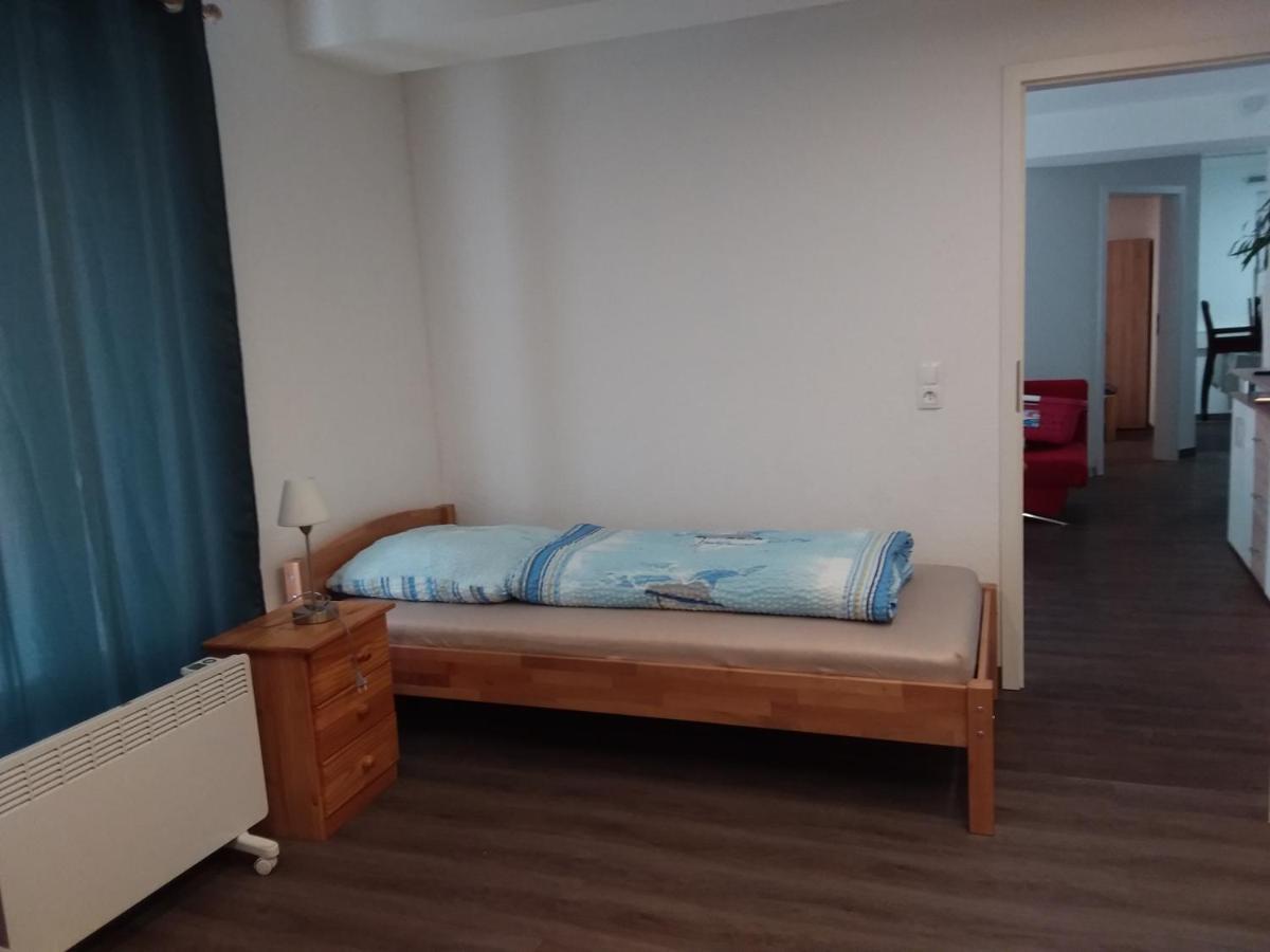 Nguyen Le 3 Schlafzimmer, 7 Bette,Dusche, 2 Wc , Kueche Ab 2 Uebernachtungen Neukirch  Exterior foto